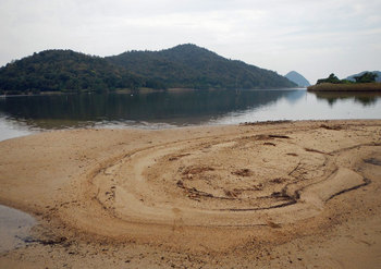 久々子湖河口の砂州.jpg