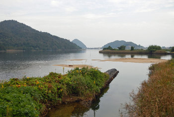 河口と久々子湖.jpg