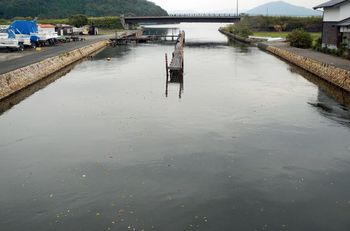 浦見川下流方向.jpg